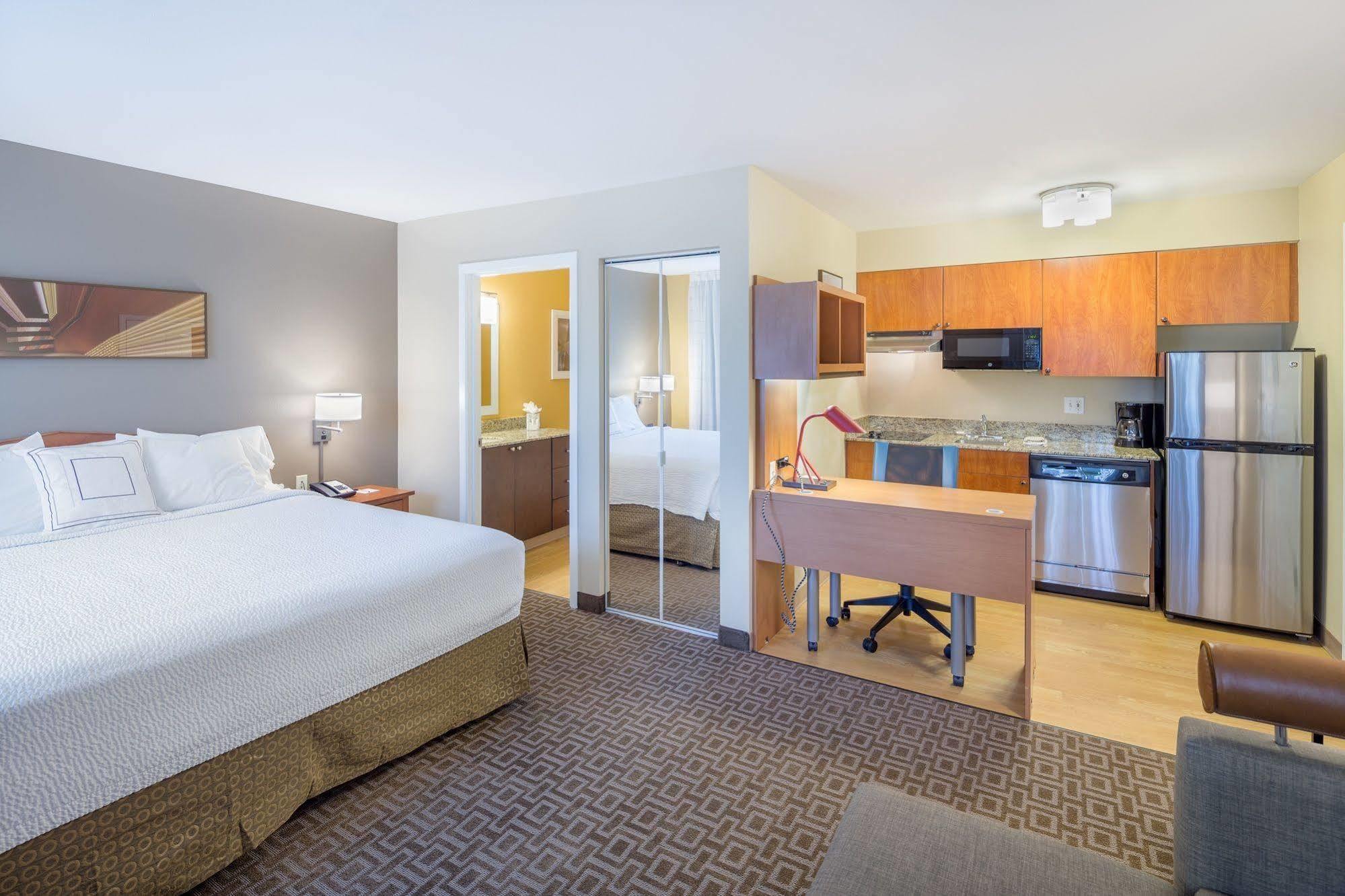 Towneplace Suites By Marriott Portland Hillsboro Bagian luar foto